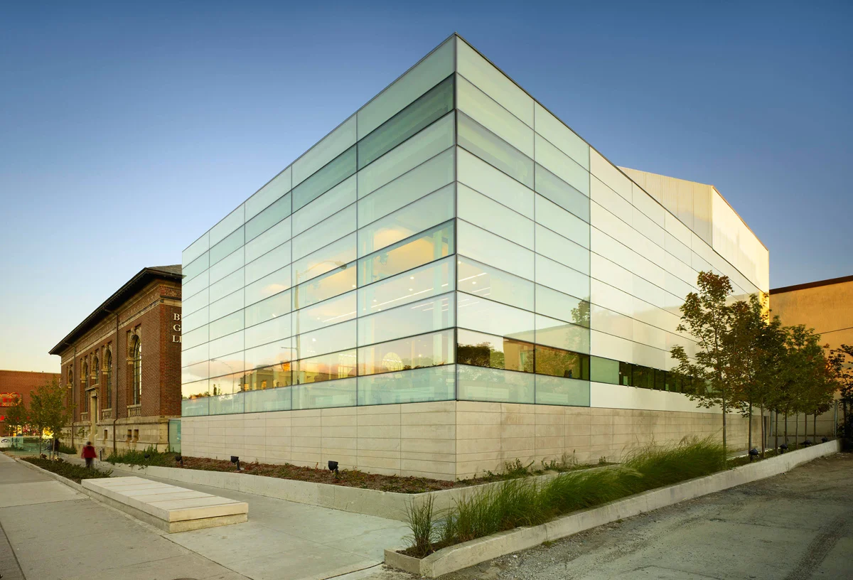 Bloor/Gladstone Library